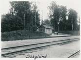 Vy över Säbylund stationshus