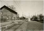 Mölltorp station. Tåg 1783. Motorvagn SJ Y7.