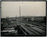 Stålbron är den nybyggda övergångsbron som syns i sin helhet