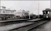 Storvik station, statens järnvägar (SJ) med godsvagn SJ K 6916.