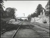 Karlberg. Sprängning för huvudspåren samt läggning av ballastmur.