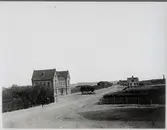 Varberg station från gatusidan i sitt ursprungliga skick omkring år 1890.