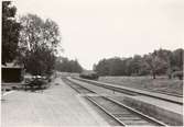 Bilden tagit söder ut från stationen. Station öppnad 1876-07-01.