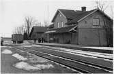 Högboda station inför elektrifieringen.