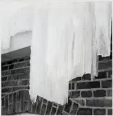 Istappar på driftverkstaden i Boden.