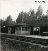 Hållplatsen i Lahäll.