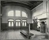 Väntsalen på Partille station.