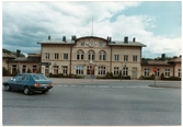 Skövde station från gatusidan.