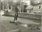 Takläggning i Tumba.