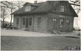 Åsbro station, gatusidan.