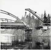 Byte av järnvägsbro på linjen mellan Runemo och Staterna.