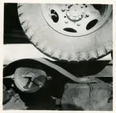 Volvo räls- och landsvägsbuss vid flänssmörjapparat.