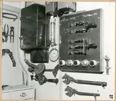 Fotografi från den franska mätvagnen Mauzin's interiör. Société Nationale des Chemins de fer Français, SNCF.