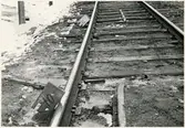 Del av bangården efter olyckan 1956-03-29 då tåg 93, 'Nordpilen, spårade ur vid Granbo station.