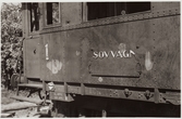Bilder på Statens Järnvägar, SJ ACo4 2960 efter bombning i Narvik.