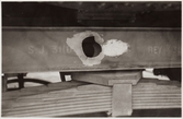 Bilder på Statens Järnvägar, SJ ACo4 2960 efter bombning i Narvik.