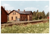 Ormaryd station.