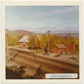 Hållplats anlagd 1902 med stationsbyggnad som är en envånings i trä. Elektrifierad 1915. Stationshuset är sålt 1998. 