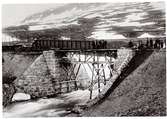 Bro över Katerjokk (Wassijokk) inlägges juli 1902.