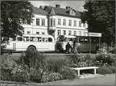Ronneby station. Statens Järnvägar, SJ buss 2595.