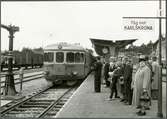 Första normalspårståget vid Karlshamn station. Statens Järnvägar, SJ 1948 UC06.