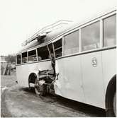 Statens Järnvägar, SJ Buss 689-C efter kollision.