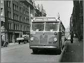 Statens Järnvägar, SJ buss 1882 på Vasagatan i Stockholm.