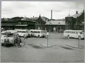 Statens Järnvägar, SJ bussar vid Borås centralstation.