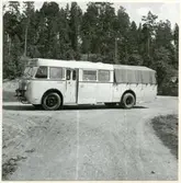 Statens Järnvägar, SJ buss 1890. En kombination av buss och lastbil.