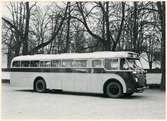 Komplettering Peter Ödén. Statens Järnvägar, SJ Buss 1881 Scania-Vabis B 63 från 1950 med kaross från Svenska Karosseriverkstäderna i Katrineholm.