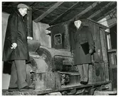 Män vid ånglok Östra Södermanlands Järnväg, ÖSIJ lok 7 Helgenäs.