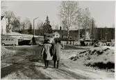 Lastning av malm från dumper till malmvagn vid Håksberg 1964.