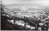 Vy över Huskvarna. Till vänster vapenfabriken.