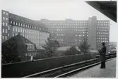 Station Wernerwerk på pendeltågssträckan Siemensbahn vid Siemens transformatorverkstad i Siemensstadt, Berlin. Siemens AG byggde banan under åren 1927-1929.
