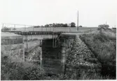 Bro över Surtan på sträckan mellan Sundholmen och Björketorp, sett mot Björketorp.