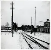 Järnvägsövergång i centrala Hjältevad.