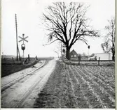 Järnvägsövergång vid Granlund, på sträckan mellan Östra Ljungby och Kärreberga.