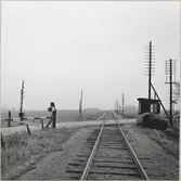 Järnvägsövergång med vaktkur vid Hundsäng på linjen mellan Skarhult och Hurva.