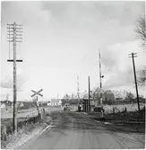 Järnvägsövergång med vaktkur vid Heingetorp på linjen mellan Klasaröd-Lövestad.