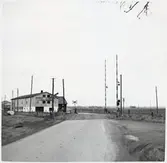 Järnvägsövergång vid norra infarten till Hammenhög station, på sträckan mellan Gärsnäs och Borrby.