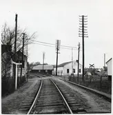 Järnvägsövergång vid Skolvägen i Borrby, på sträckan mellan Hammenhög och Borrby.