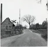 Järnvägsövergång vid Tegelbruksvägen i Simrishamn, på sträckan mellan Järrestad och Simrishamn.