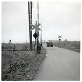 Järnvägsövergång vid Hovbyvägen i närheten av Gärds Köpinge, på sträckan mellan Långebro och Gärds Köpinge.