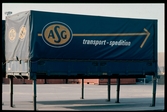 Lastväxlarflak märkt med ASG transport.