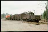 Statens Järnvägar, SJ Öd 640Ellok med godsvagnar.