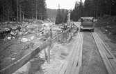 Stora landsvägen mellan Borås och Alingsås ombyggdes på en längre sträcka. Bilden är fotograferad i trakten av Slätthult.