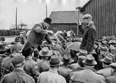 En bild från en auktion i Västergötland någon gång på 1960-talet.