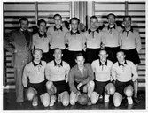 Lagbild på Gerdskens Bollklubb. Stående från vänster: Nils 