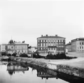 Vänersborg. Julgransförsäljning på Fisktorget