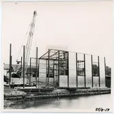 Verkstad för träfartyg, montering av balkar